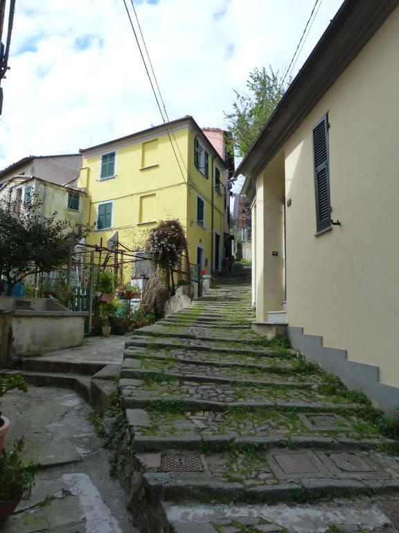 Il 23 Holiday Home La Spezia Luaran gambar