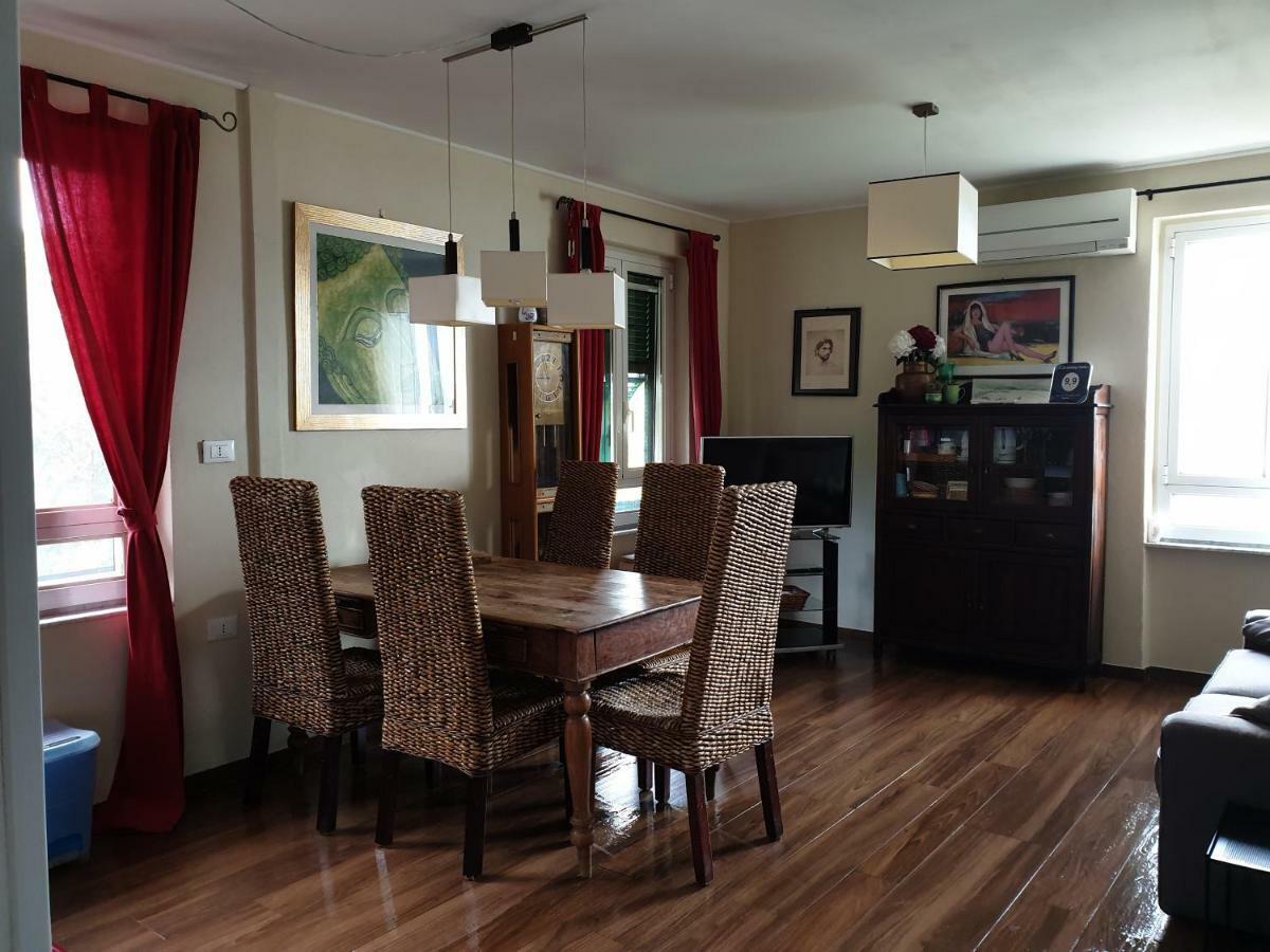 Il 23 Holiday Home La Spezia Luaran gambar