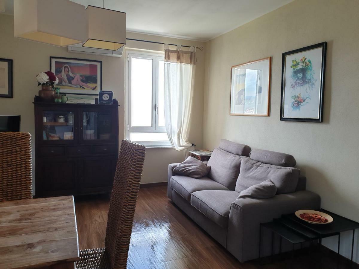 Il 23 Holiday Home La Spezia Luaran gambar